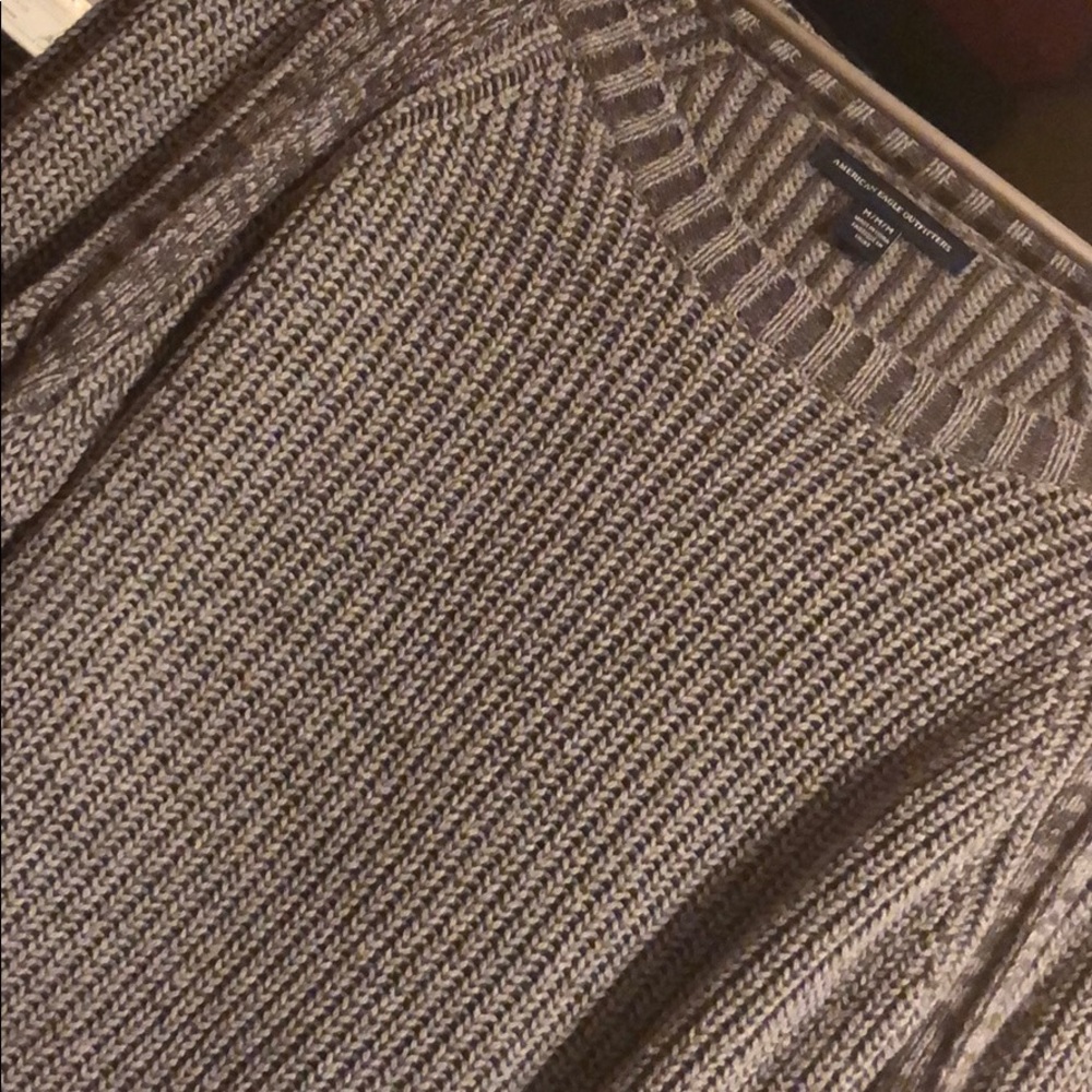 American Eagle Sweater